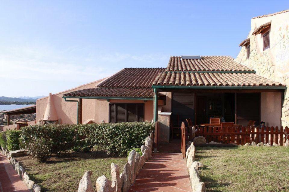 Villa Casa Mughetto R5055 Seafront, Private Sea Access, Swimming Pool à La Maddalena  Extérieur photo